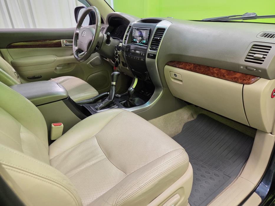 Toyota Land Cruiser 2005