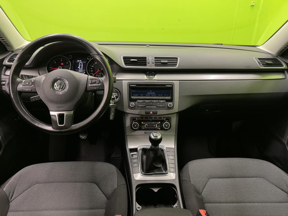 Volkswagen Passat 2012