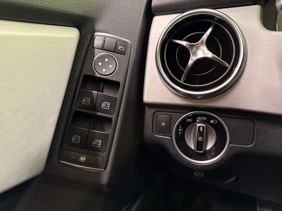 Mercedes-Benz GLK 2013