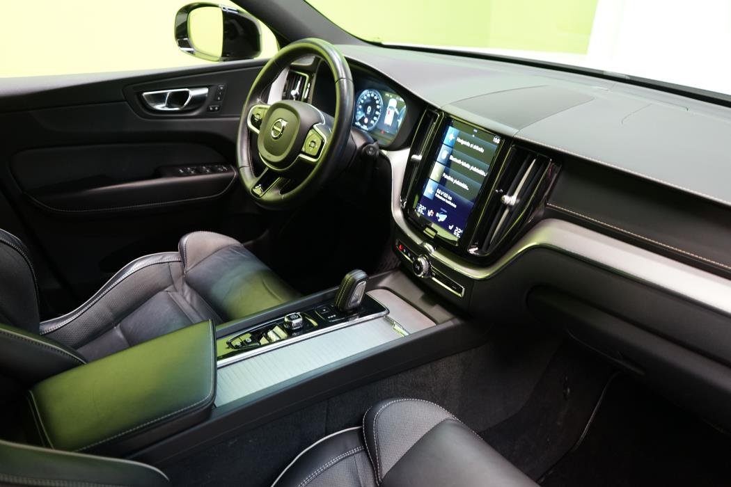 Volvo XC60 2021