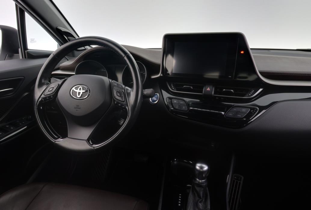 Toyota C-HR 2016