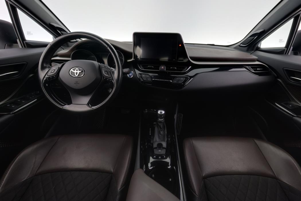 Toyota C-HR 2016