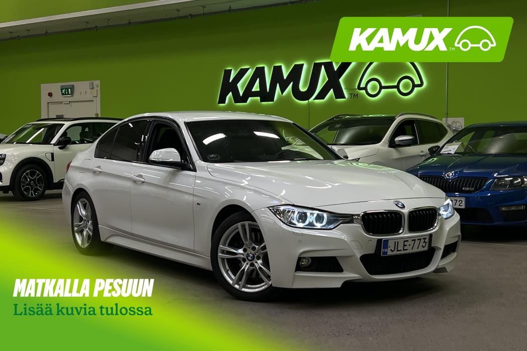 BMW 330 2015