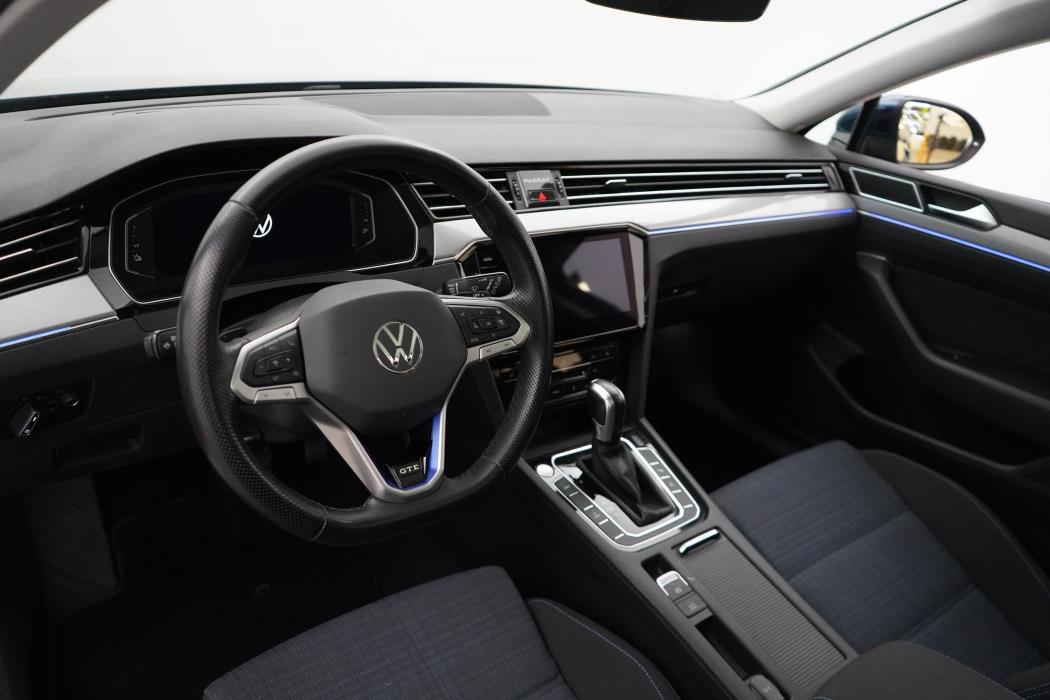 Volkswagen Passat 2022