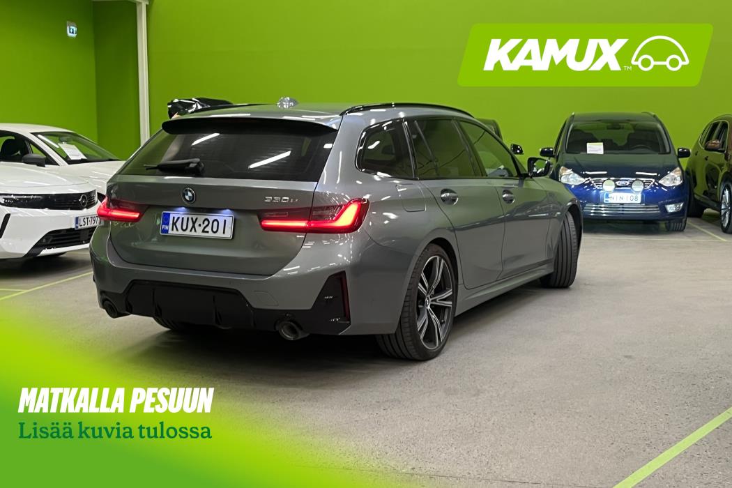 BMW 330 2023