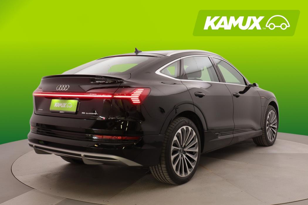 Audi e-tron 2023