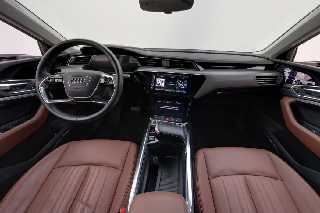 Audi e-tron 2023