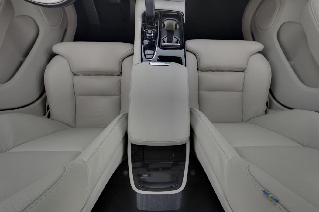 Volvo V60 2023