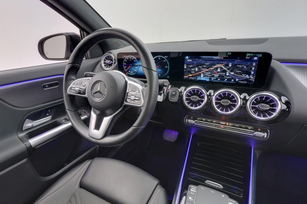 Mercedes-Benz EQA 2023