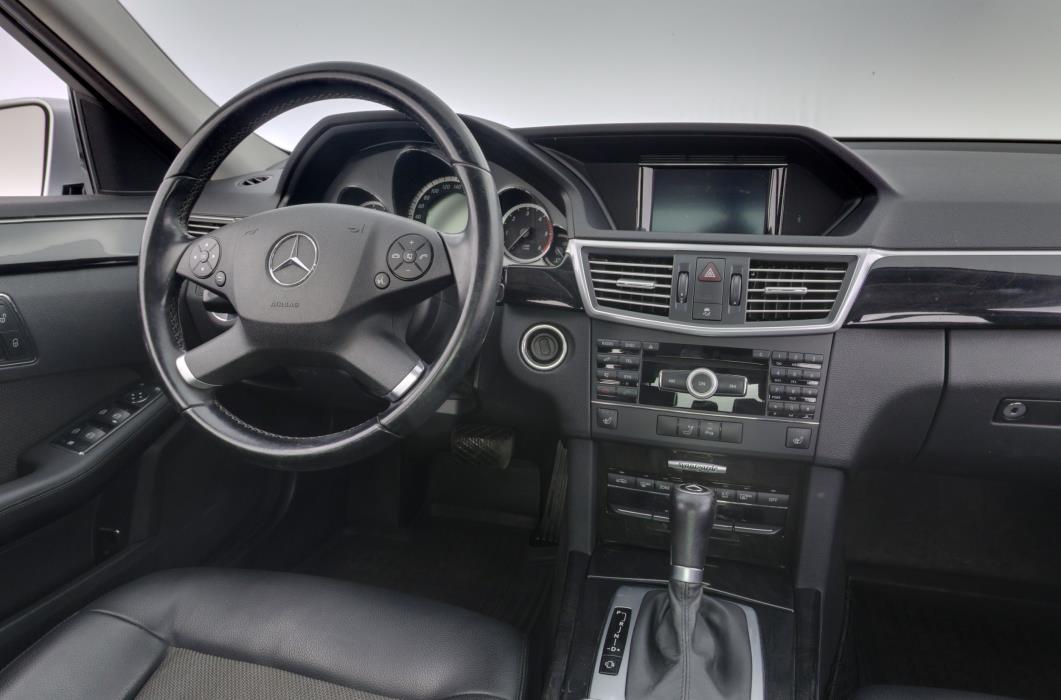 Mercedes-Benz E 2010