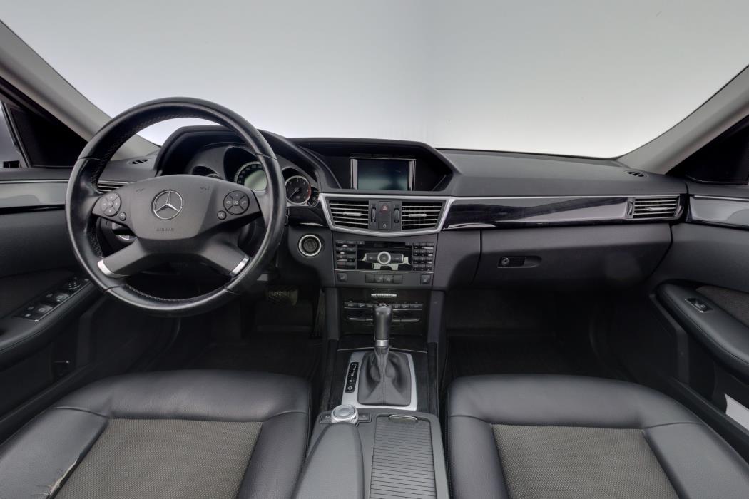 Mercedes-Benz E 2010