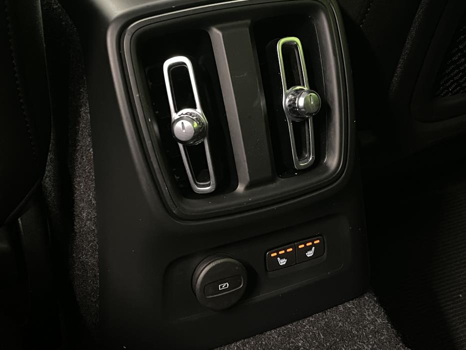 Volvo XC40 2021