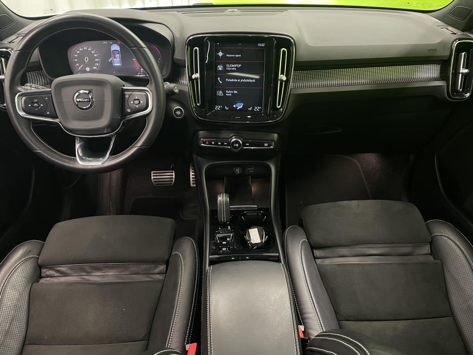 Volvo XC40 2021