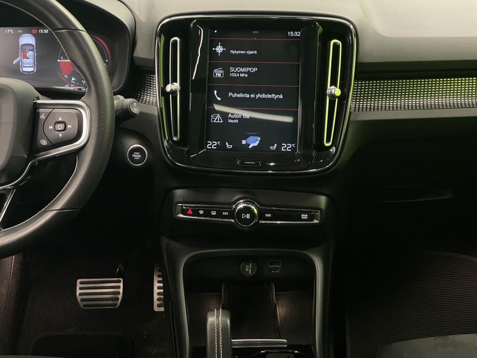 Volvo XC40 2021