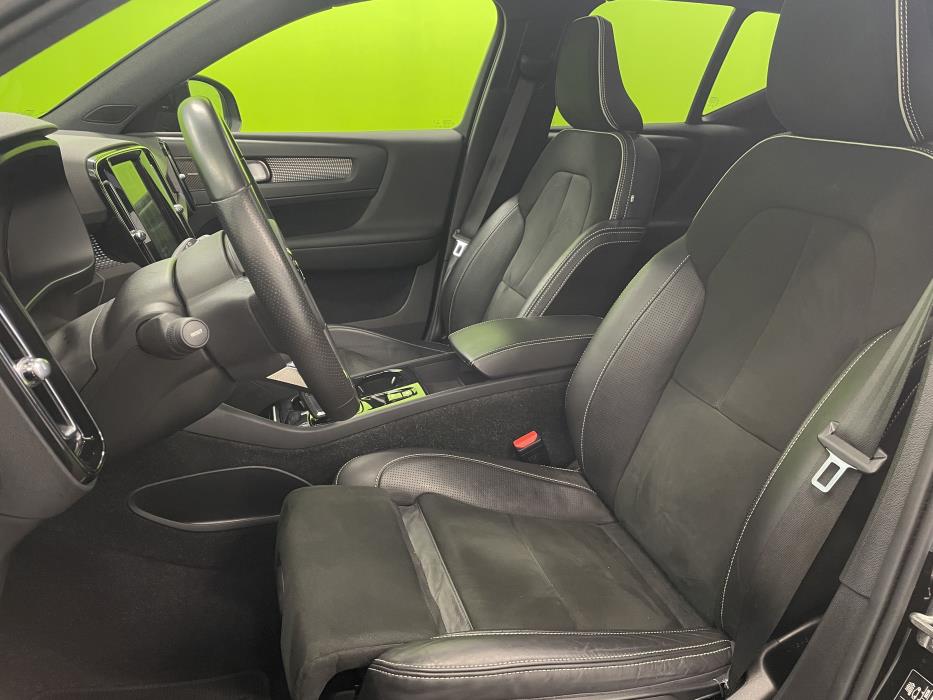 Volvo XC40 2021