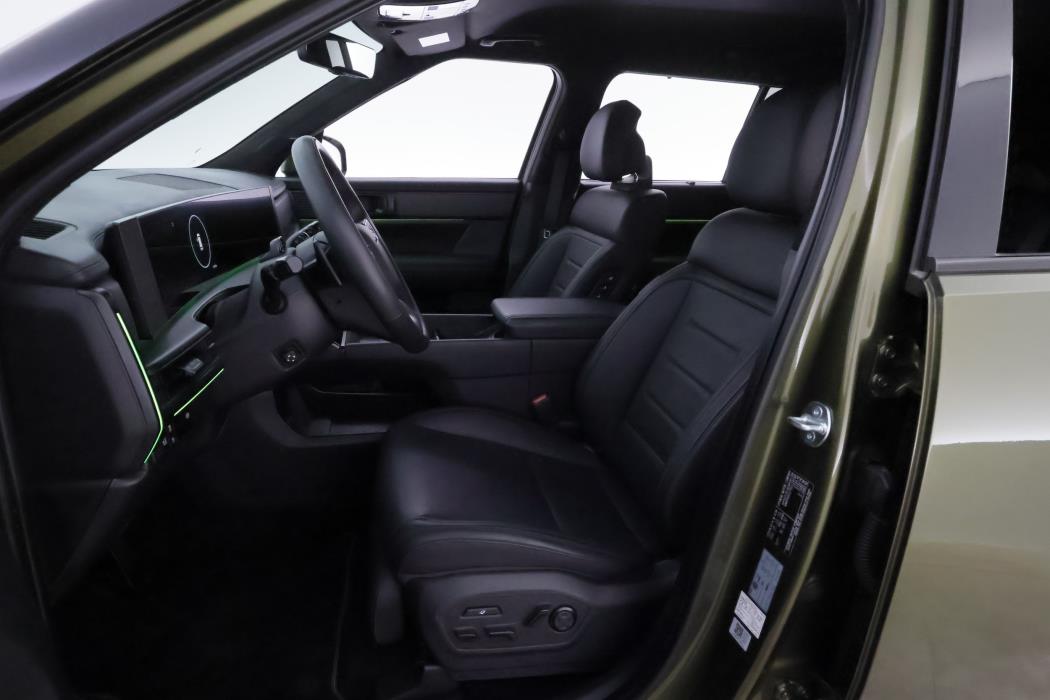 Hyundai Santa Fe 2025