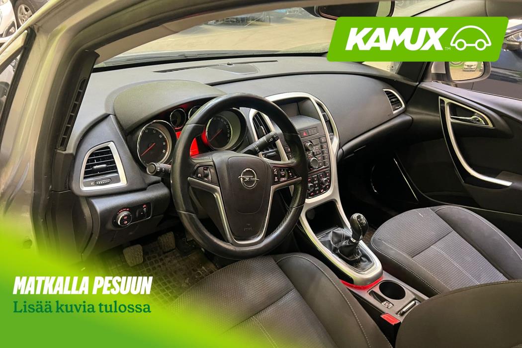 Opel Astra 2011
