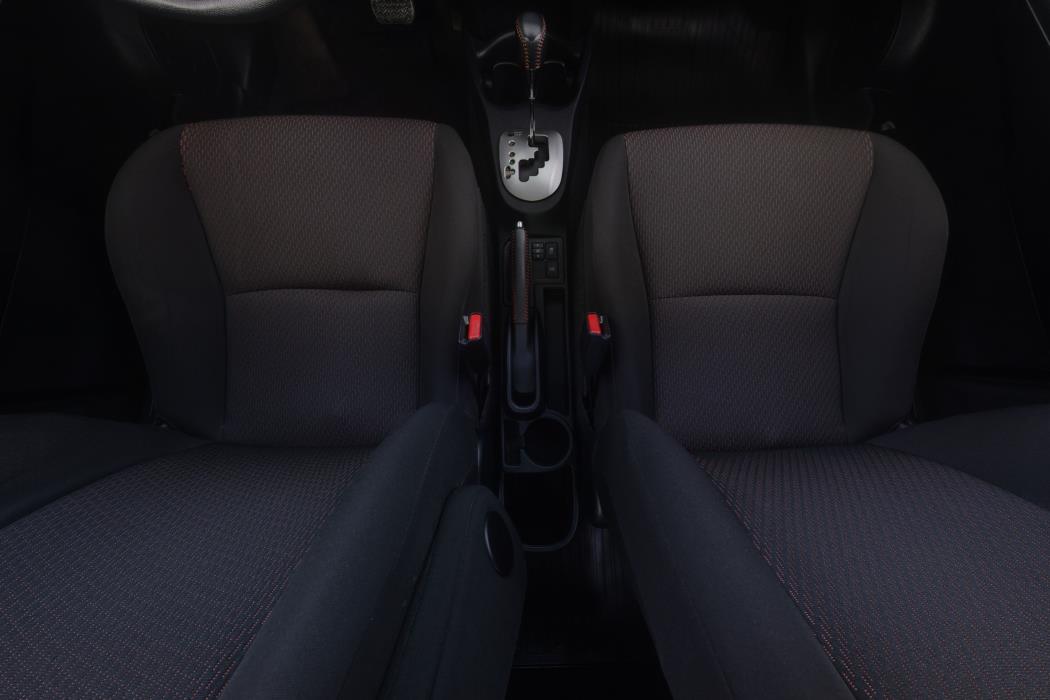 Toyota Yaris 2012