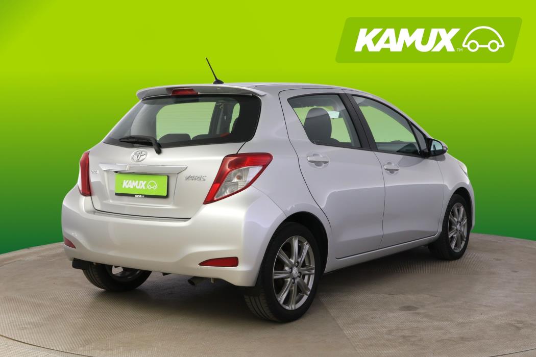 Toyota Yaris 2012