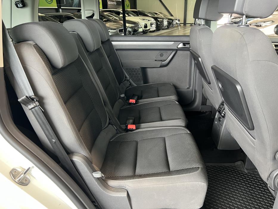 Volkswagen Touran 2015
