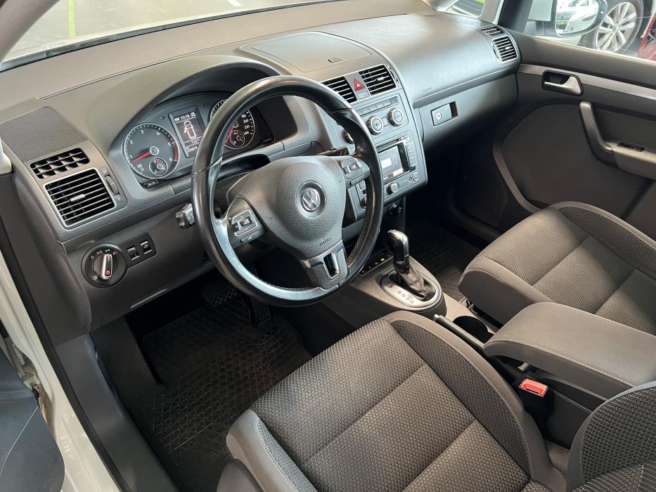 Volkswagen Touran 2015