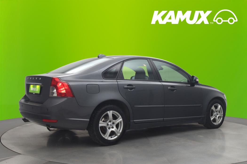 Volvo S40 2011
