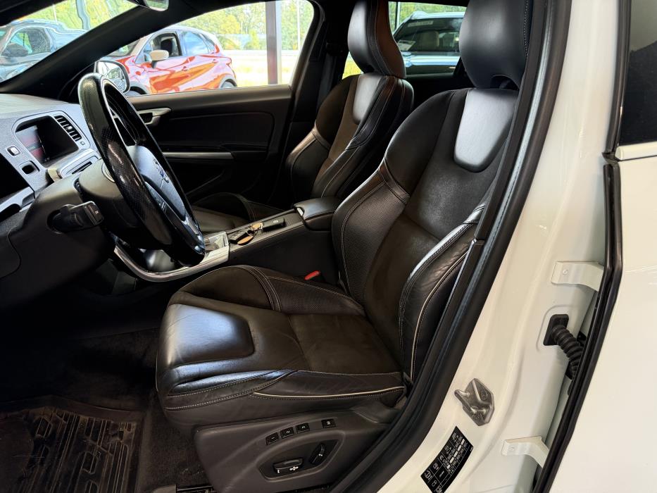 Volvo V60 2015