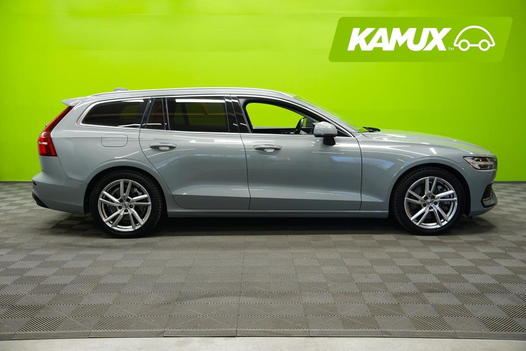 Volvo V60 2023