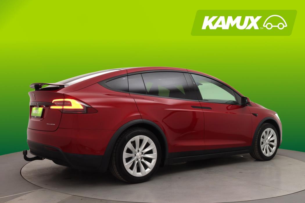 Tesla Model X 2020