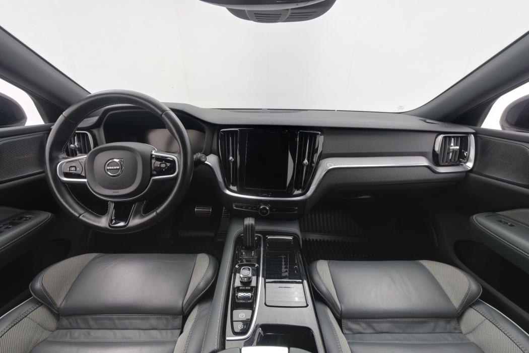 Volvo V60 2021
