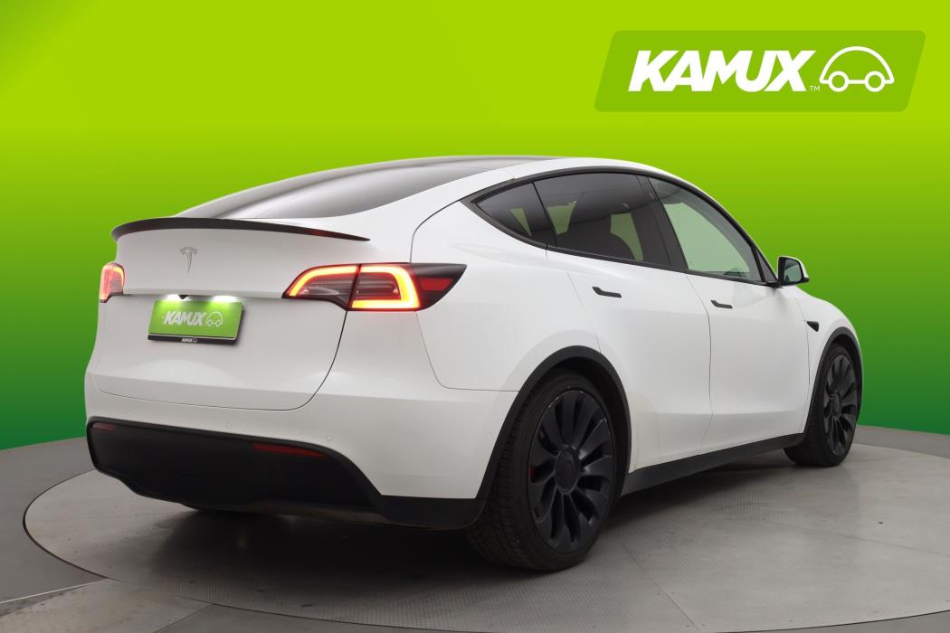 Tesla Model Y 2022