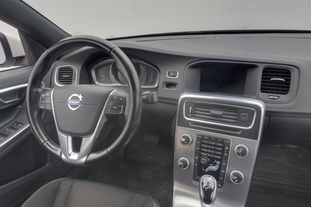 Volvo V60 2015