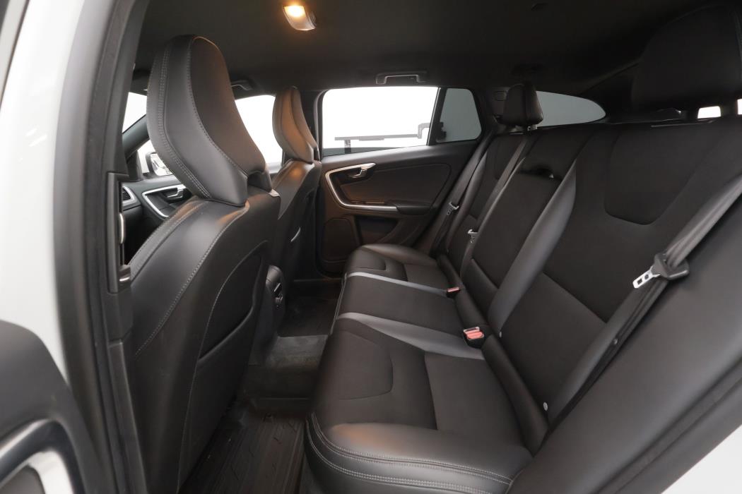 Volvo V60 2015