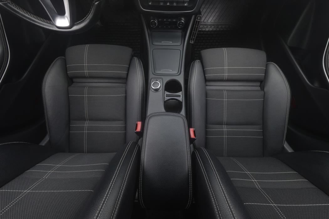 Mercedes-Benz CLA 2016