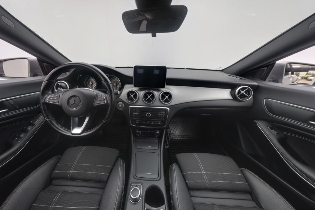 Mercedes-Benz CLA 2016