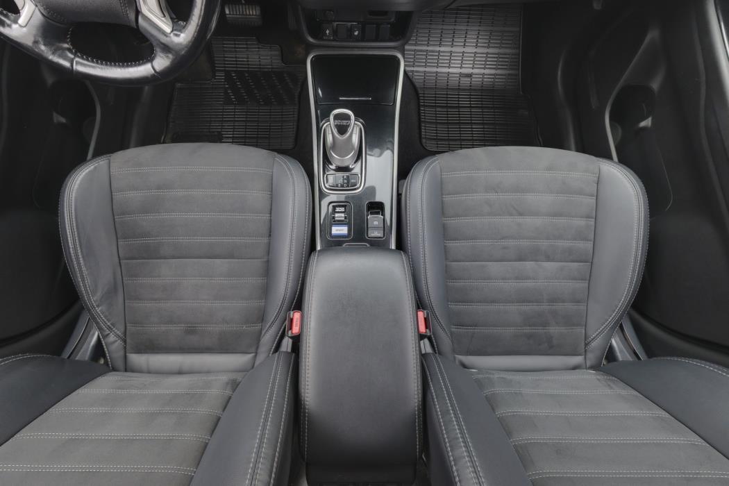 Mitsubishi Outlander PHEV 2019