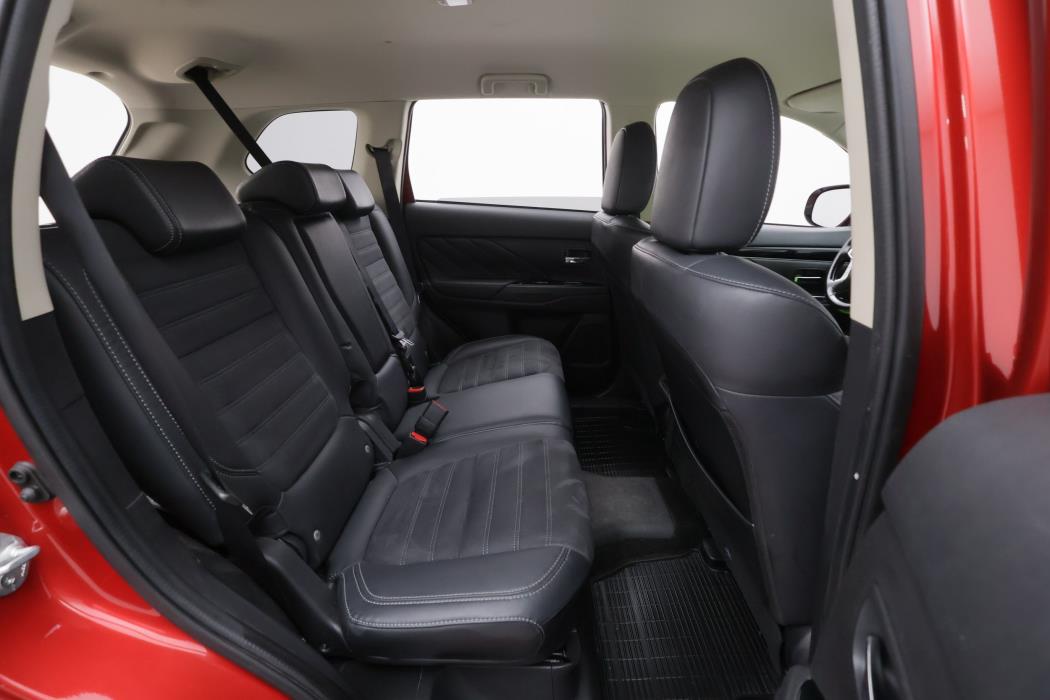 Mitsubishi Outlander PHEV 2019