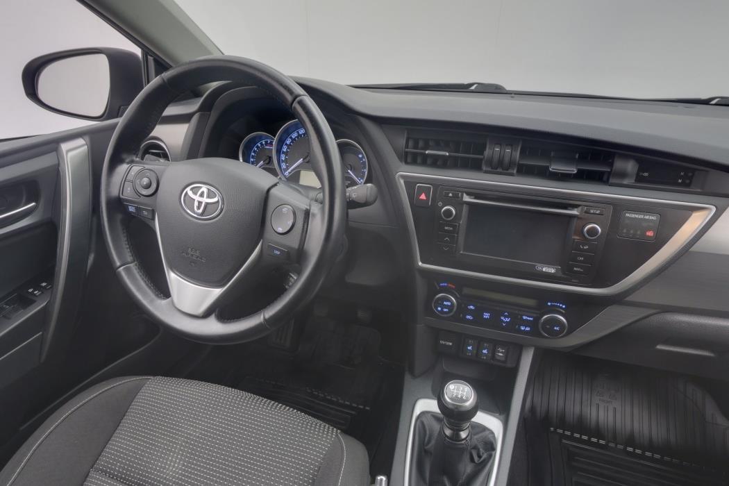 Toyota Auris 2014
