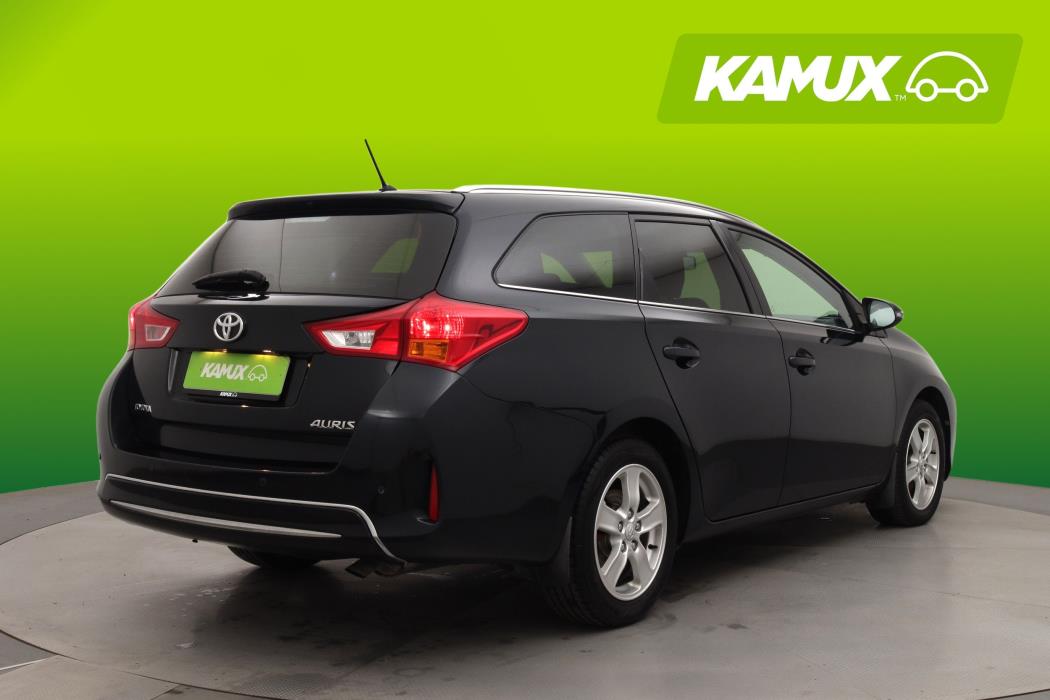 Toyota Auris 2014
