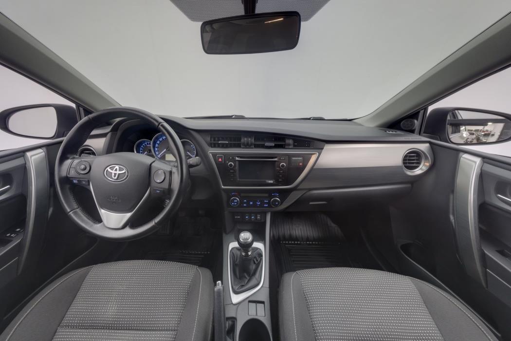 Toyota Auris 2014