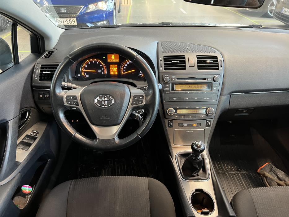 Toyota Avensis 2009
