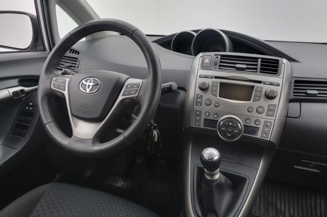 Toyota Verso 2009