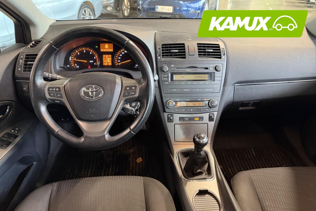 Toyota Avensis 2010