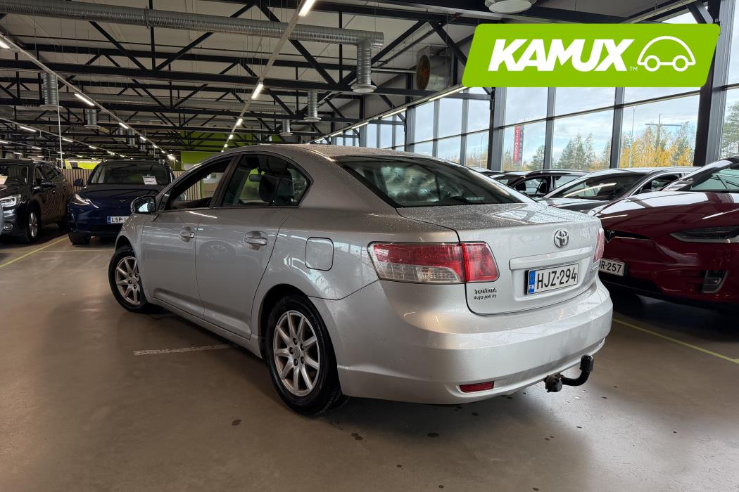 Toyota Avensis 2010