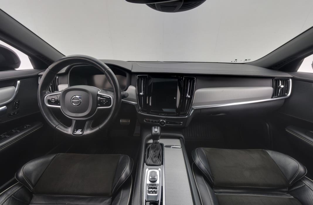 Volvo S90 2019