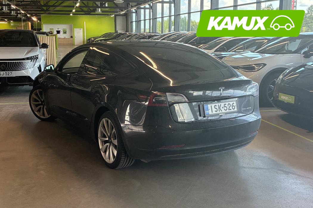 Tesla Model 3 2020