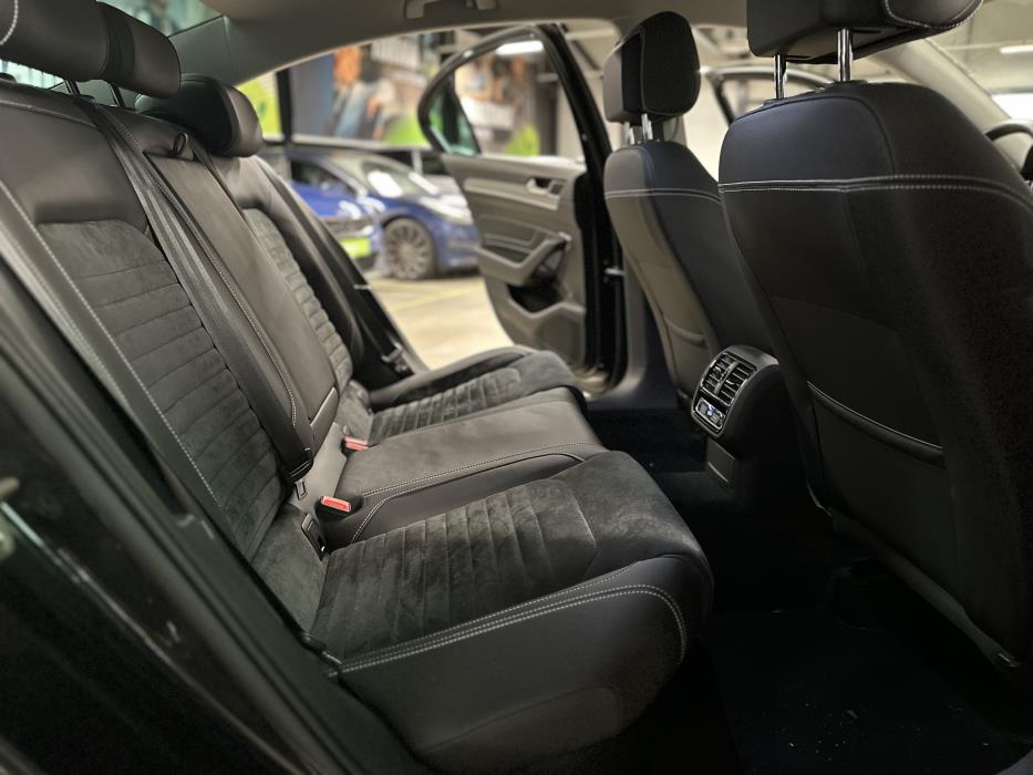 Volkswagen Passat 2021