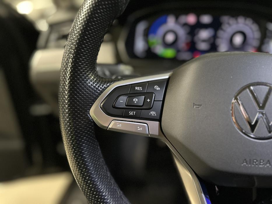 Volkswagen Passat 2021