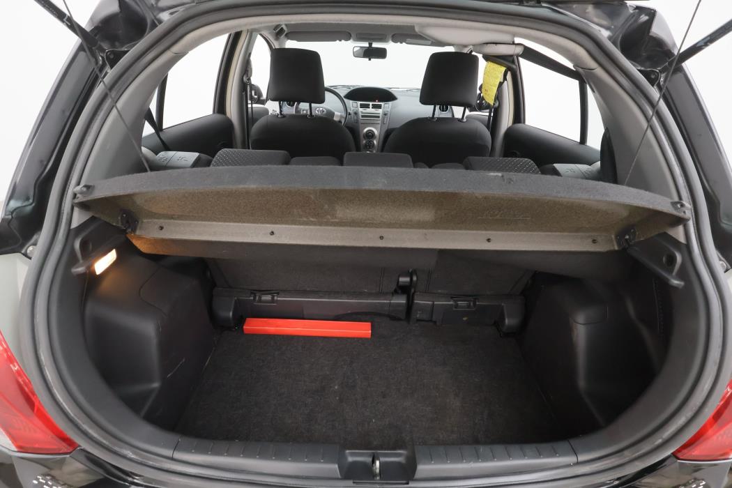 Toyota Yaris 2011