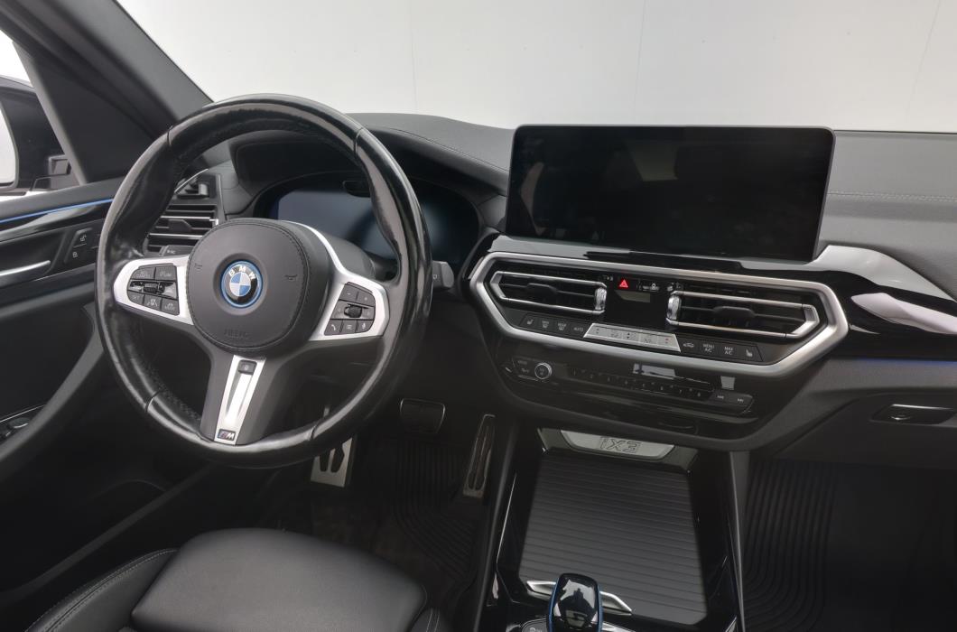 BMW iX3 2022